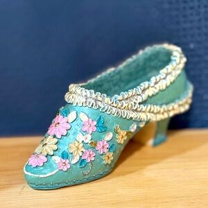 Floral Embroidered Women's Shoe Figurine